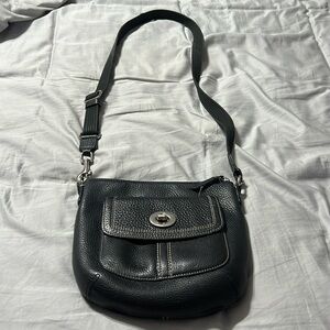 Crossbody purse